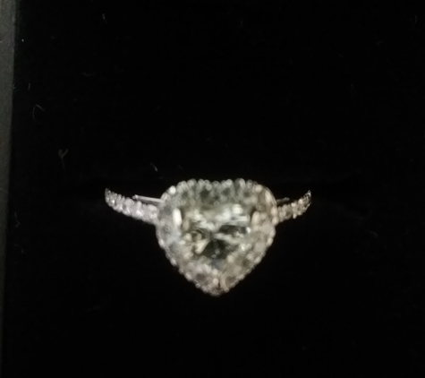 Ingavo's Gold & Diamond Outlet - Johnstown, PA. 1.5cts tdw Custom Made