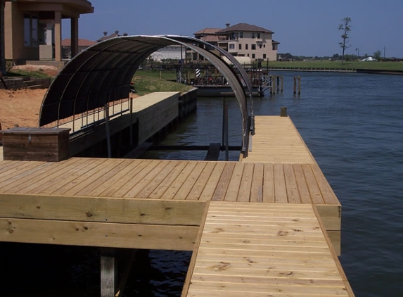 Anchor Boatlifts - Montgomery, TX