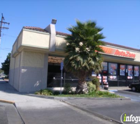 AutoZone Auto Parts - Hawthorne, CA