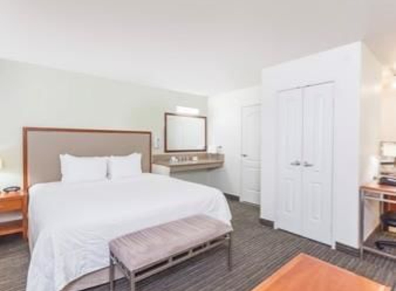 Hawthorn Suites by Wyndham Victorville - Victorville, CA