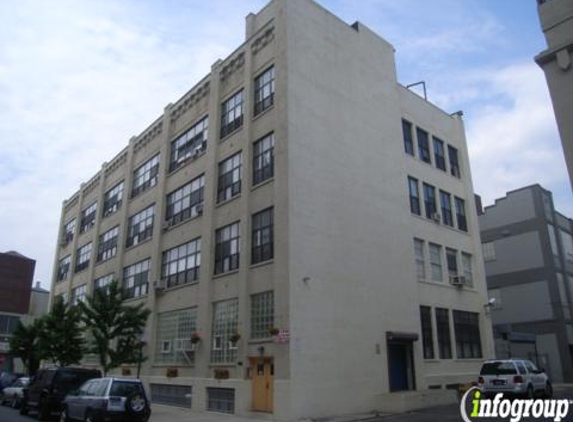 Steve Mccurry Studio - Long Island City, NY