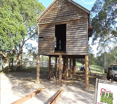 D & M Hose Pty Ltd - Maryborough, QLD
