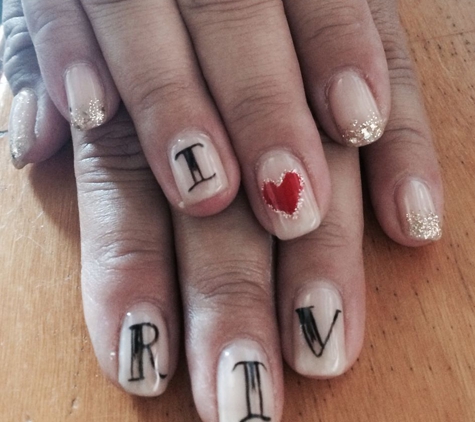 Two Brown Eyed Girls - Los Angeles, CA. I ❤️ NYC nails..