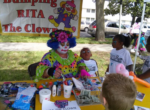 BumpingRitaTheClown - Stockton, CA. YMCA Kids Health Day Event...    04/13/2013