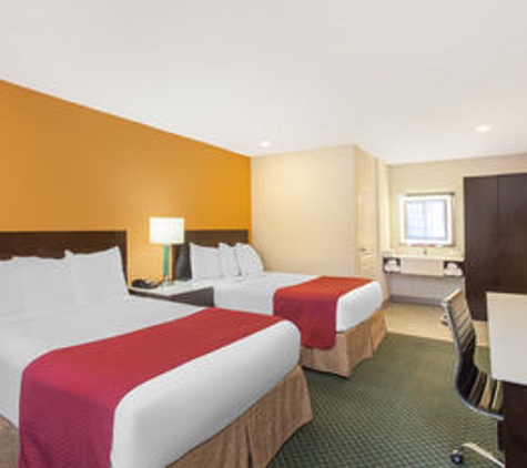 Ramada by Wyndham Culver City - Culver City, CA