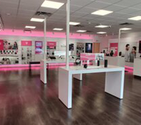 T-Mobile - Troy, NY