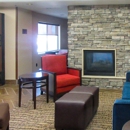 Comfort Inn & Suites Phoenix North / Deer Valley - Motels