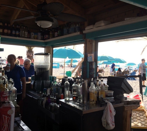 Tommy's Tiki Bar - Clearwater Beach, FL