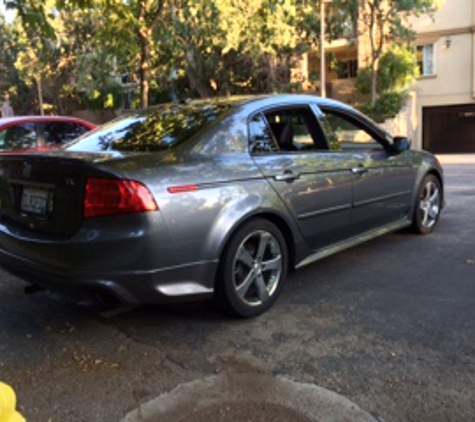 Ken's Luxury Acura - Thousand Oaks, CA