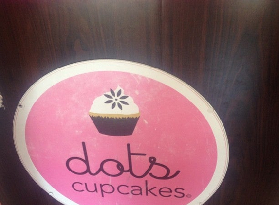 Dots Cupcakes - Pasadena, CA