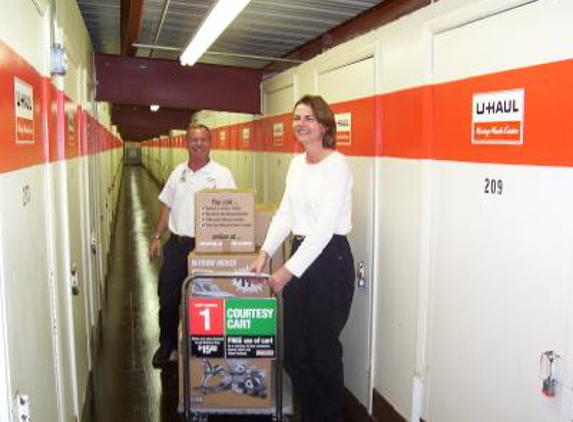 U-Haul Moving & Storage at Burnet Rd & Hwy 183 S - Austin, TX