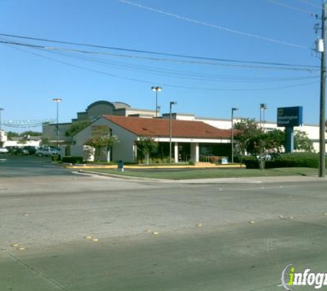 Chase Bank - Arlington, TX