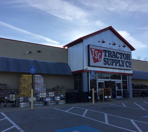 Tractor Supply Co - Cadiz, OH