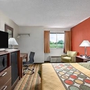 Super 8 by Wyndham West Haven - Motels