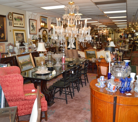 Charleston House Antiques - Atlanta, GA