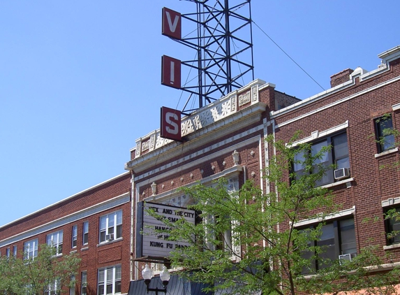 Brown Line Vineyard - Chicago, IL