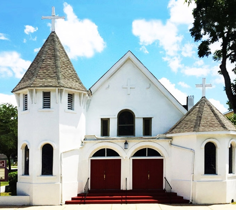 Saint Athanasius Episcopal Church - Brunswick, GA. St. Athanasius Episcopal Church
Monck at Albany Street, Historic Downtown Brunswick, Georgia, since 1885!
All are welcome!