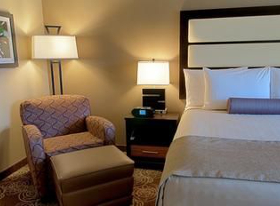 Best Western Plus Miami Airport North Hotel & Suites - Miami Springs, FL