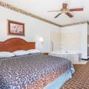 Days Inn by Wyndham Glen Allen/Richmond North - Motels