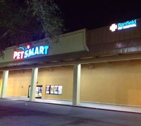 Banfield Pet Hospital - Sacramento, CA