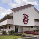 Red Roof Inn - Motels