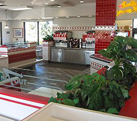 In-N-Out Burger - Santa Maria, CA