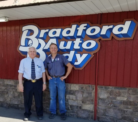 Bradford Auto Body Inc - Littleton, CO