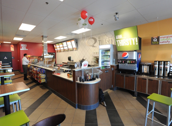 Quiznos - Arlington, TX