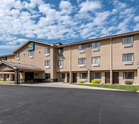 Quality Inn & Suites - Warren, PA