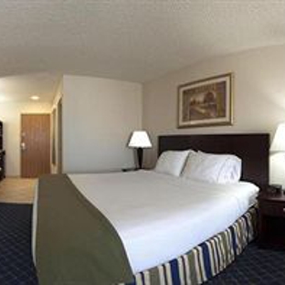 Holiday Inn Express & Suites Torrington - Torrington, WY