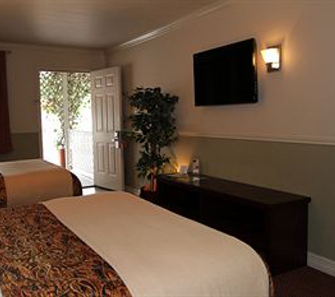 Family Garden Inn & Suites - Laredo, TX