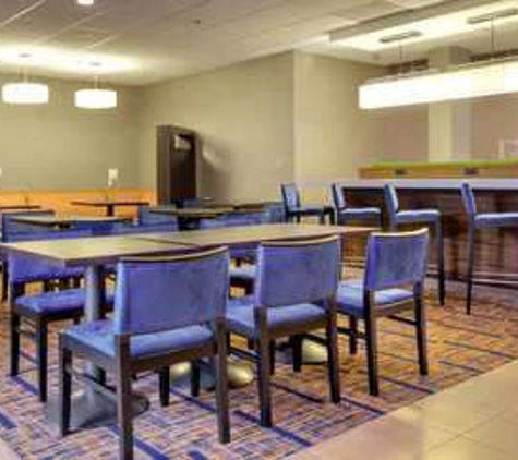 Courtyard by Marriott - Raleigh, NC