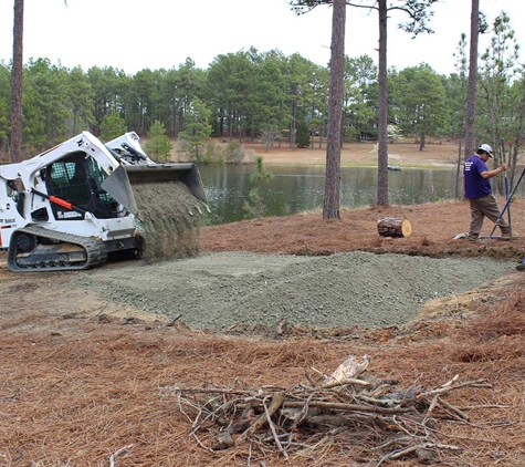 Brooks Hauling, Grading, & Landscaping, LLC - Pinebluff, NC