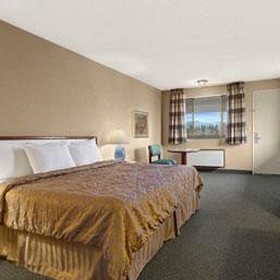 Days Inn by Wyndham Auburn - Auburn, WA