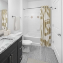 Camden Dulles Station Apartments - Apartments