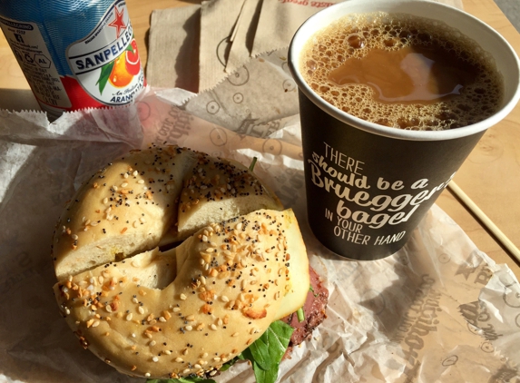 Bruegger's - New Haven, CT