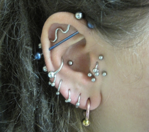 BeJeweled Piercing - Green Bay, WI