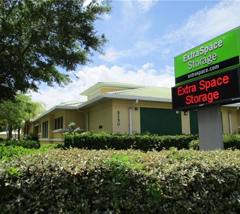 Extra Space Storage - Sarasota, FL