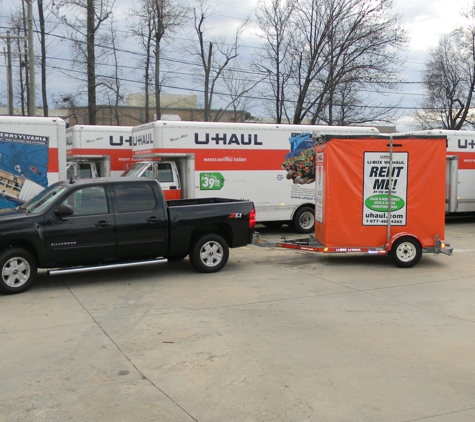 U-Haul Moving & Storage at Freedom Mall - Charlotte, NC