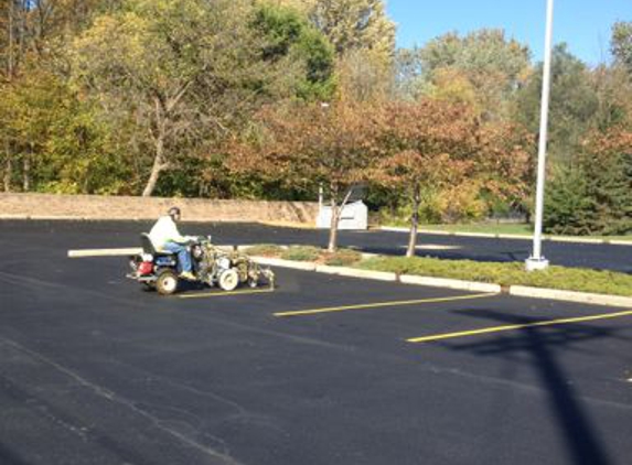 SJ&Jax LLC asphalt & concrete services - Southgate, MI