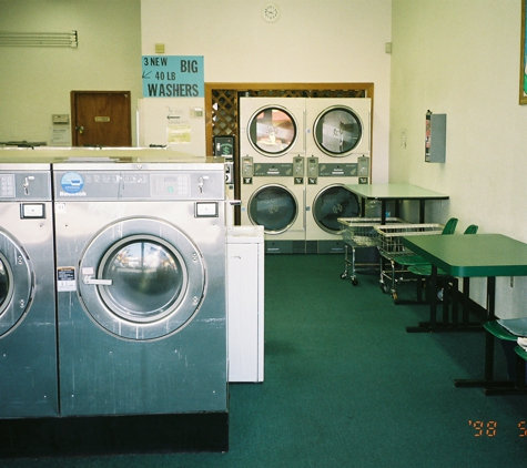 Lighthouse Laundry - Tacoma, WA