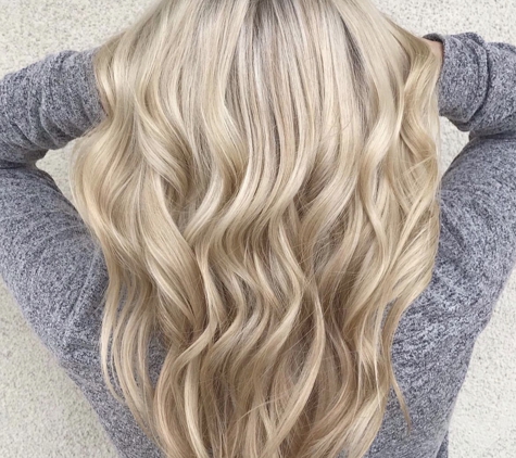 Mane Attraction Salon - Rocklin, CA