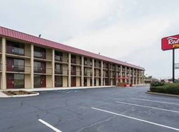 Red Roof Inn - Madison, AL