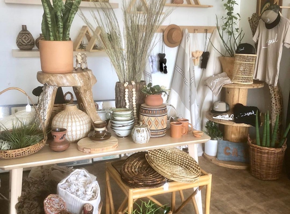 Petra De Luna Shop - San Diego, CA