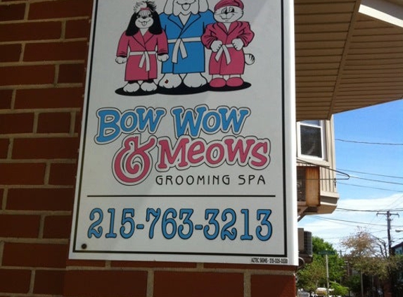 Bow Wow & Meow's - Philadelphia, PA