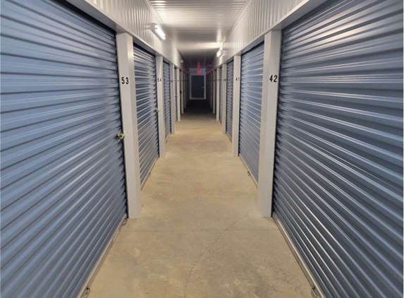 Extra Space Storage - Warrenton, MO