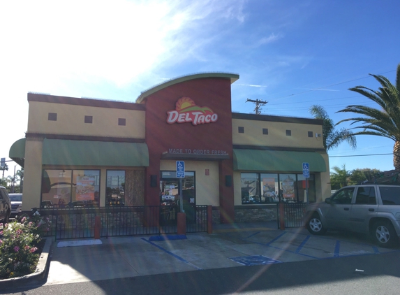 Del Taco - Costa Mesa, CA