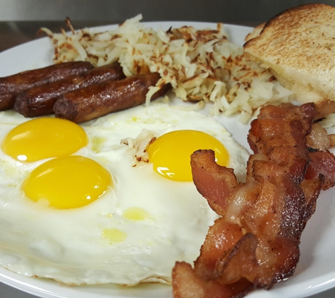 Breakfast at Tiffiny's Portage - Portage, MI