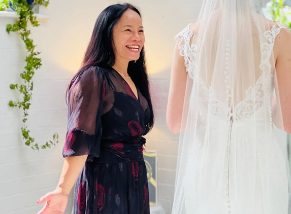 La Belle Bridal Boutique - Griffith, ACT