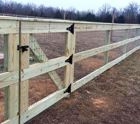 Bill's Fence - Cabot, AR